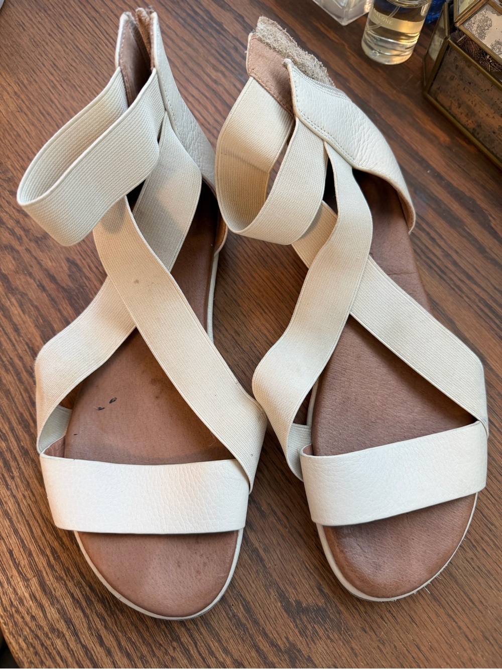 Gentle souls sandals
